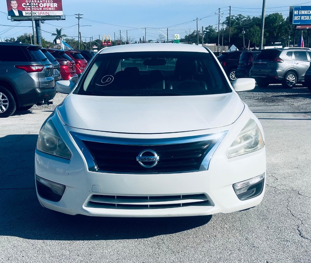 2015 Nissan Altima 2.5 S's photo